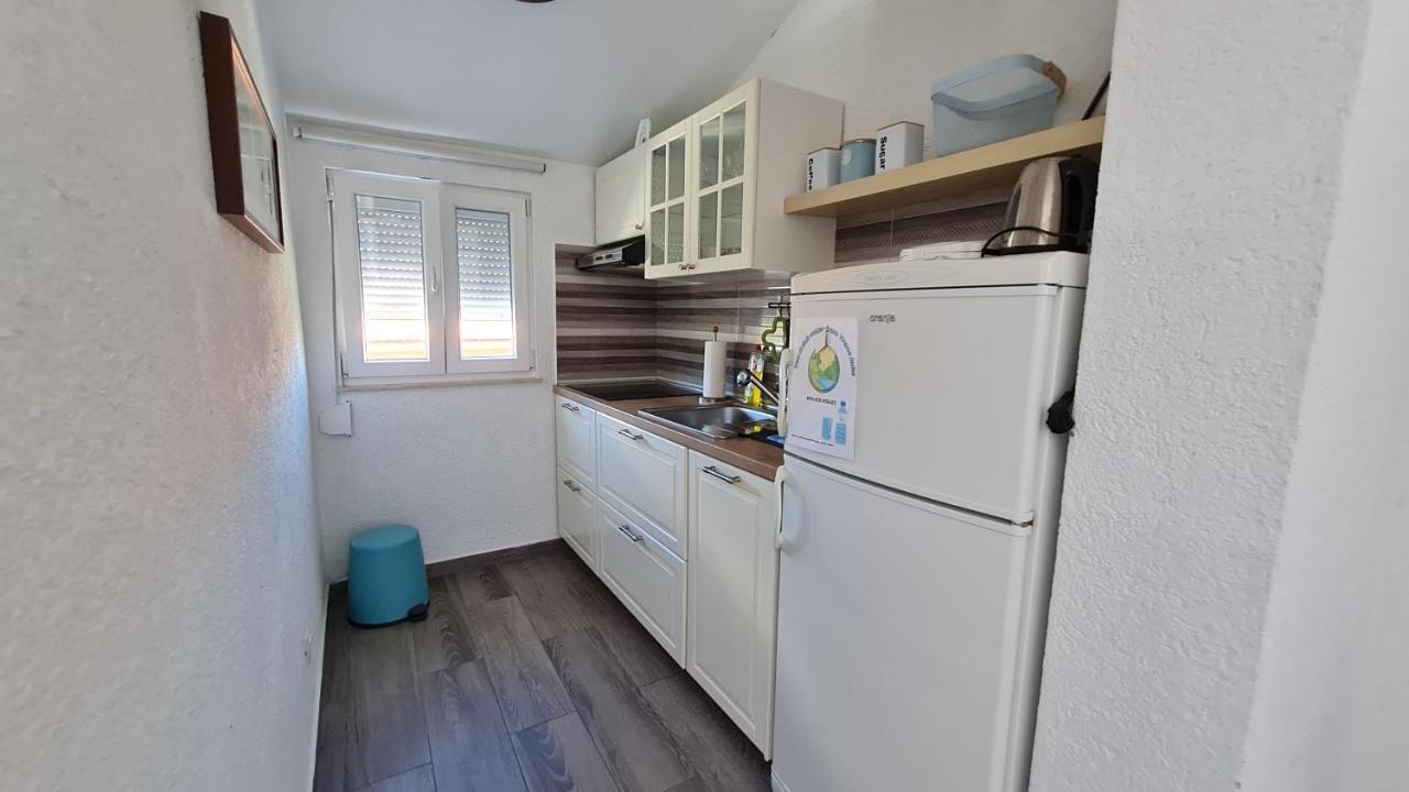 Apartman Dado 크레스 외부 사진